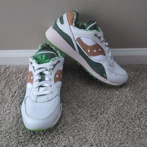 Unisex Shamrock Saucony Shadow 6000 White Tennis Shoe Sz. 7.5